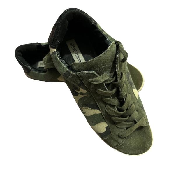 Steve Madden Womens Sneakers Camo Print Leather Canvas Sz 10 Athletic Y2K Preppy - Picture 1 of 6